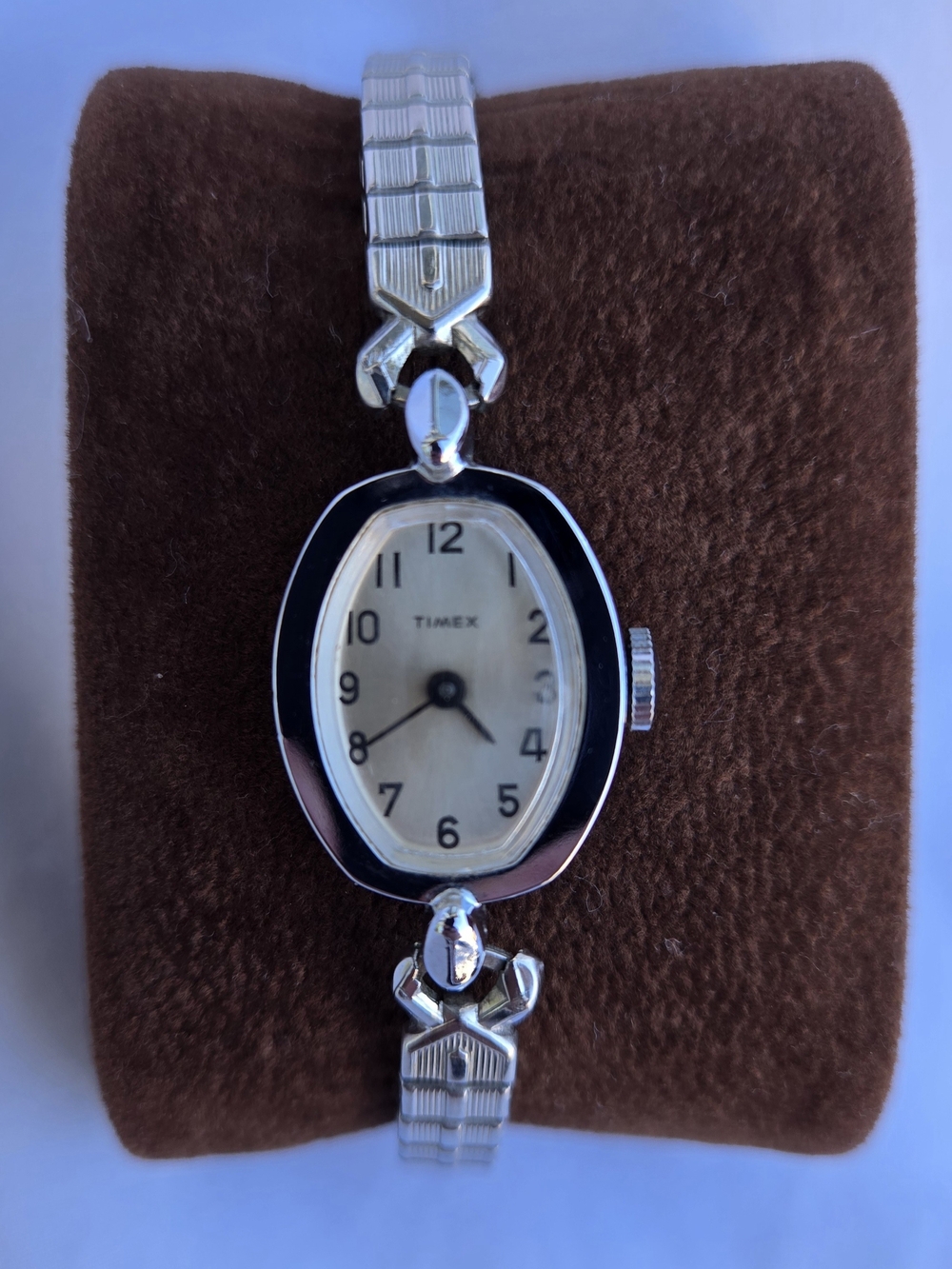 Timex Silver-Tone Women's Vintage Oval Bracelet Watch Manual Hand-Wind
